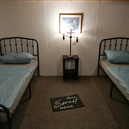 Garni * Hemmingen (Hannover)